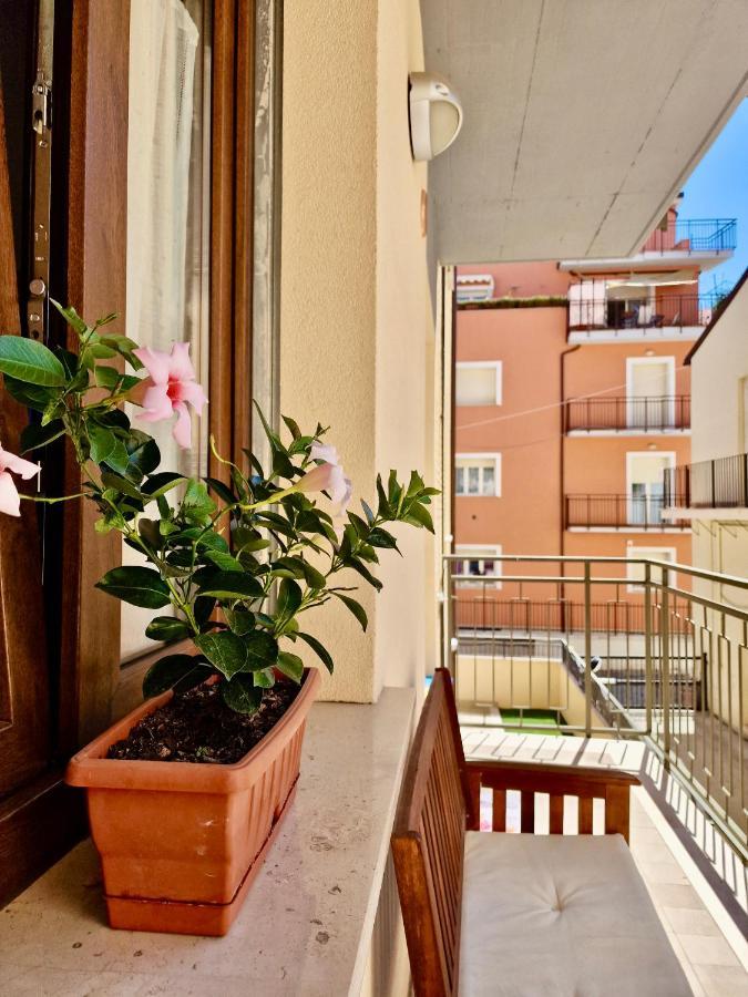 La Chiostrina By Tramonti Apartments LʼAquila Buitenkant foto